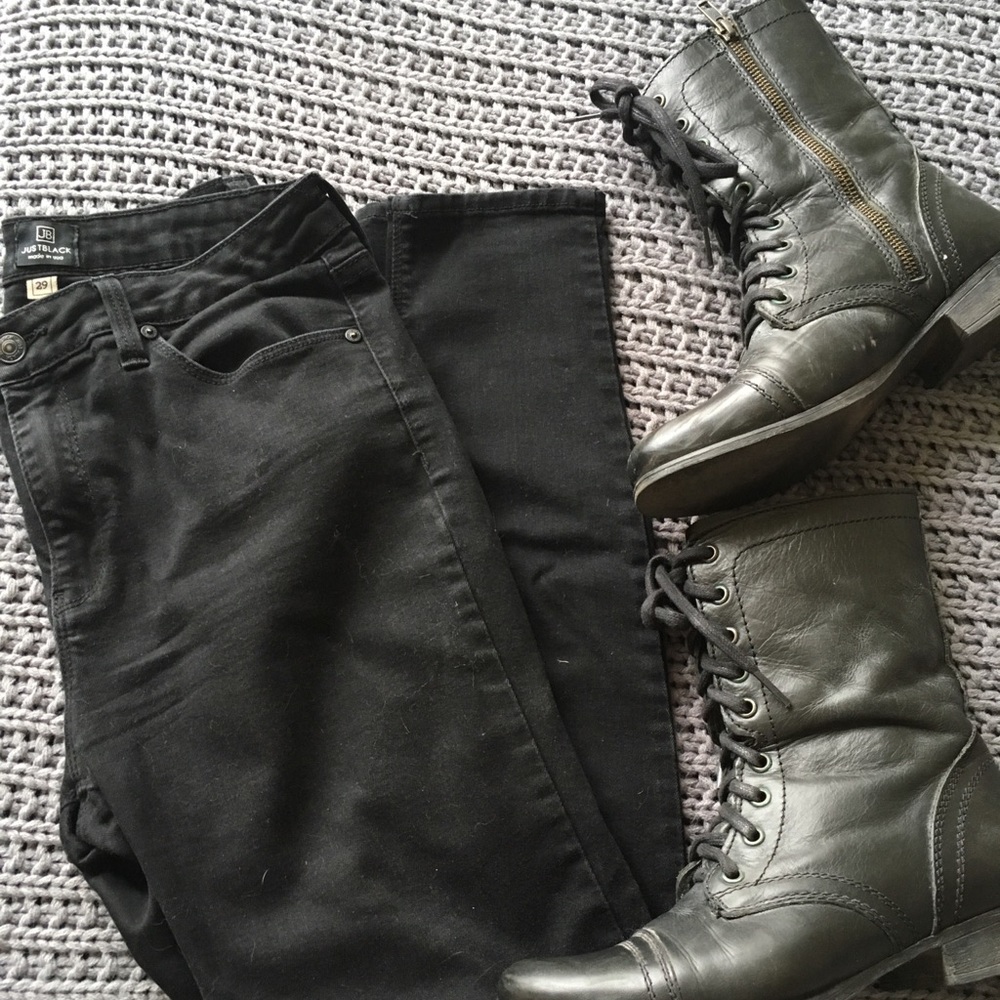 Black skinny jeans